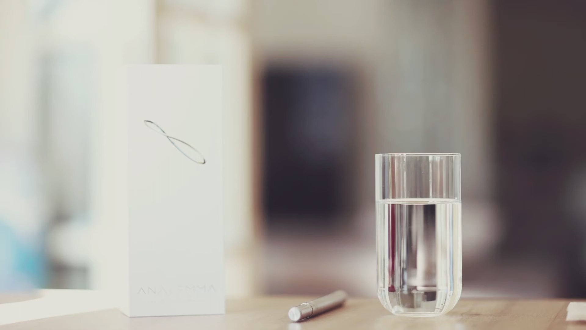 Load video: Analemma Wand